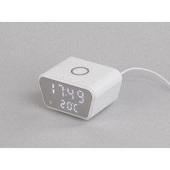 Настольные часы Smart Clock с беспроводным (15W) зарядным устройством, будильником и термометром, белый