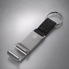 Брелок с подставкой для телефона Лао