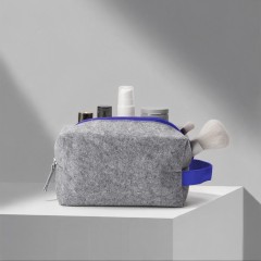 Косметичка из РПЕТ фетра с ручкой Felt