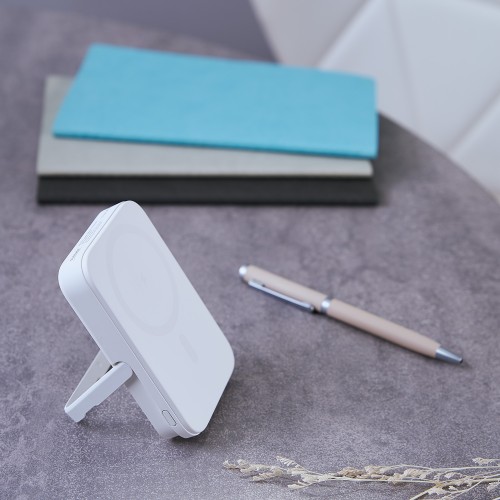 Внешний аккумулятор Юнион PD (Union PD) 10000mAh с функцией беспроводной зарядки 15W, белый