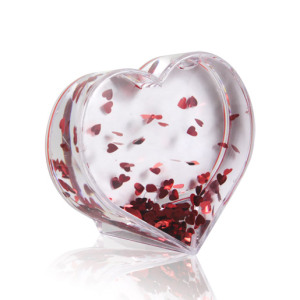 Шар водяной в форме сердца с хлопьями в виде сердечек 90х95мм премиум