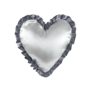 Наволочка в форме сердца, атлас, 40х40 см, белая, рюши серебряные